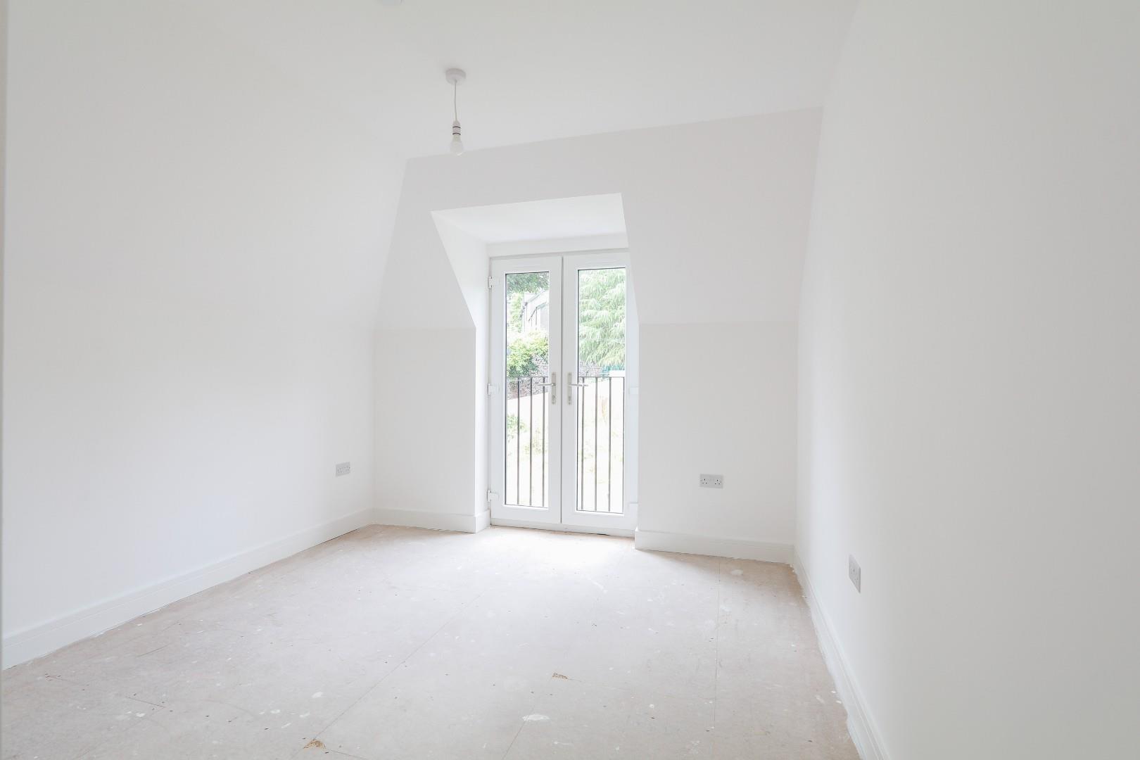 Pantmawr Road, Whitchurch, Cardiff — photograph 8